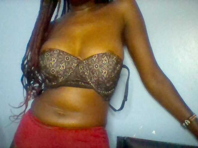 Cute-dall live cam on BongaCams