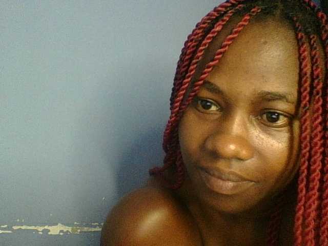 Cute-dall live cam on BongaCams