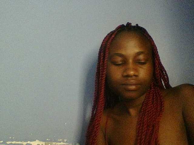 Cute-dall live cam on BongaCams