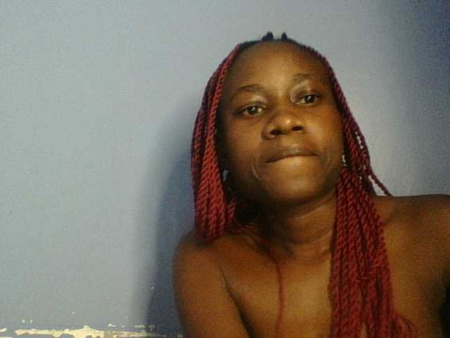 Cute-dall live cam on BongaCams