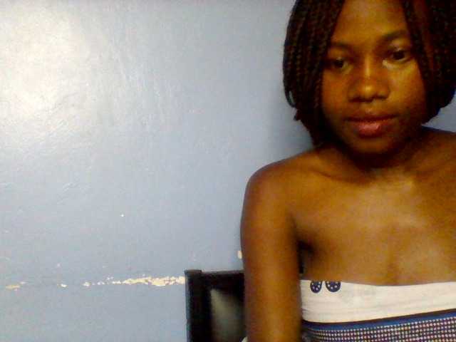 Cute-dall live cam on BongaCams