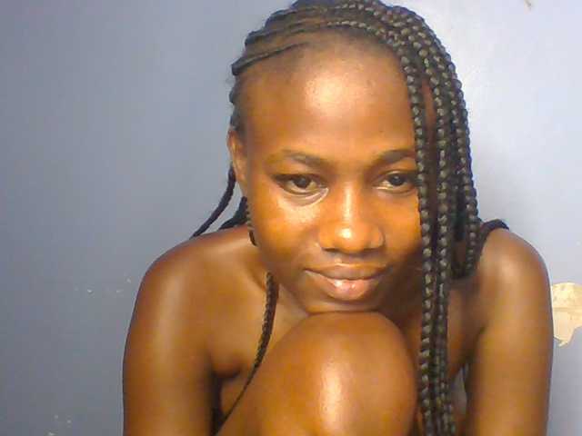 Cute-dall live cam on BongaCams