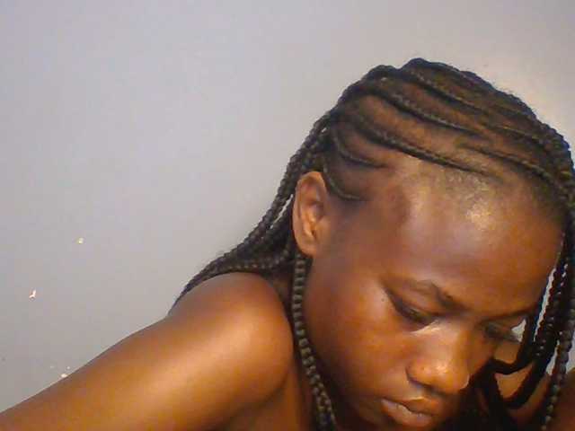 Cute-dall live cam on BongaCams