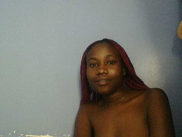Cute-dall live cam on BongaCams