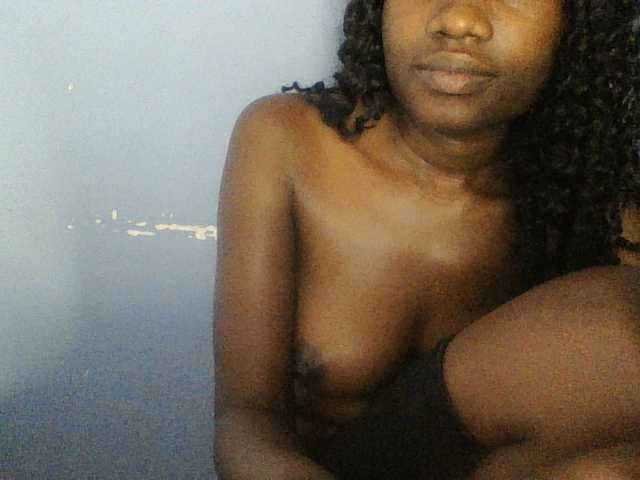 Cute-dall webcam bongacams model stream image