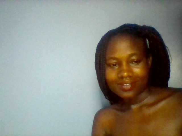 Cute-dall live cam on BongaCams