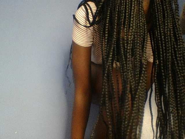Cute-dall live cam on BongaCams