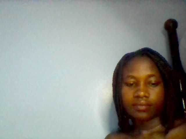 Cute-dall live cam on BongaCams