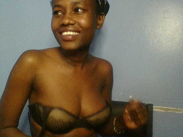 Cute-dall live cam on UnifiedCams