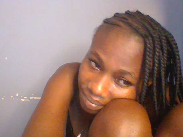 Cute-dall live cam on BongaCams
