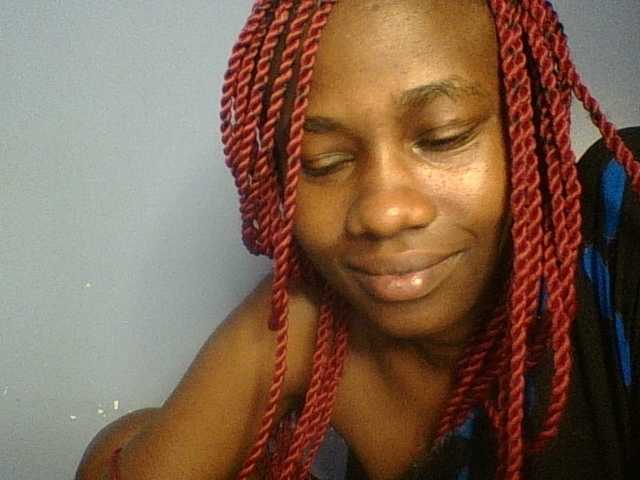 Cute-dall live cam on BongaCams