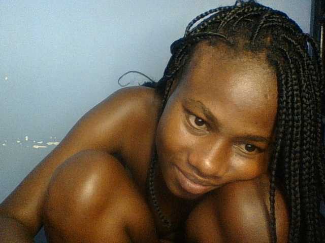 Cute-dall live cam on BongaCams