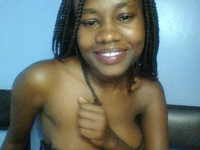 Cute-dall live cam on BongaCams