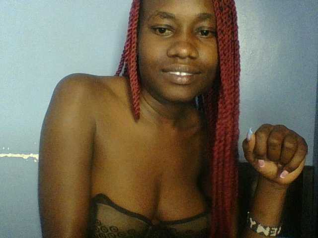 Cute-dall live cam on BongaCams