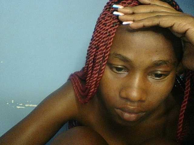 Cute-dall live cam on BongaCams
