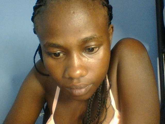 Cute-dall live cam on BongaCams