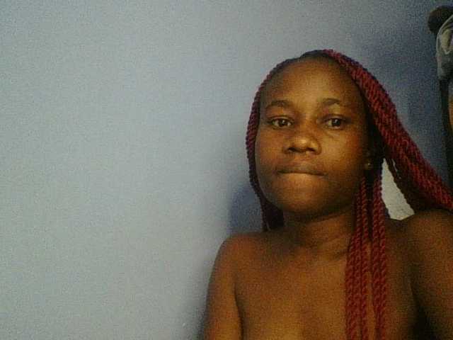 Cute-dall live cam on BongaCams