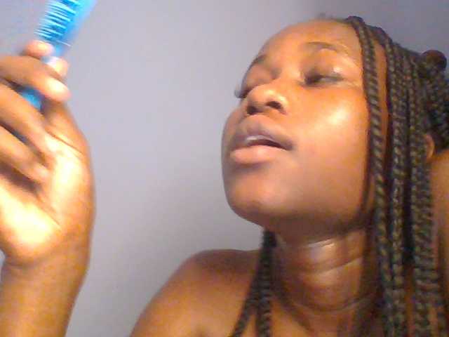 Cute-dall live cam on BongaCams