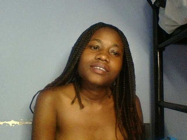 Cute-dall live cam on BongaCams