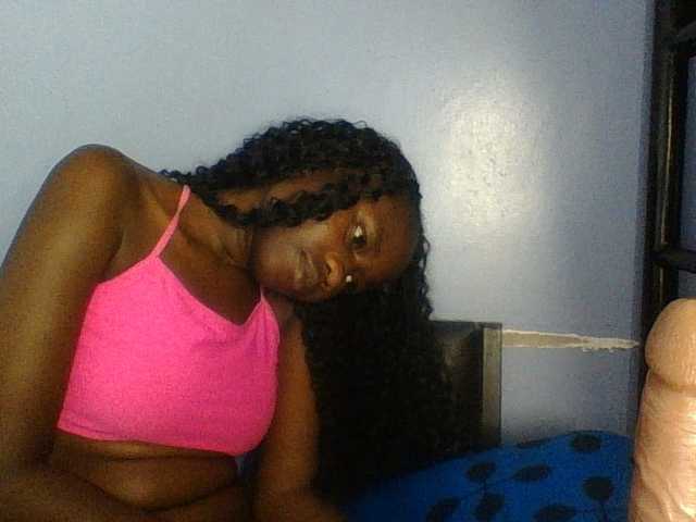 Cute-dall live cam on BongaCams