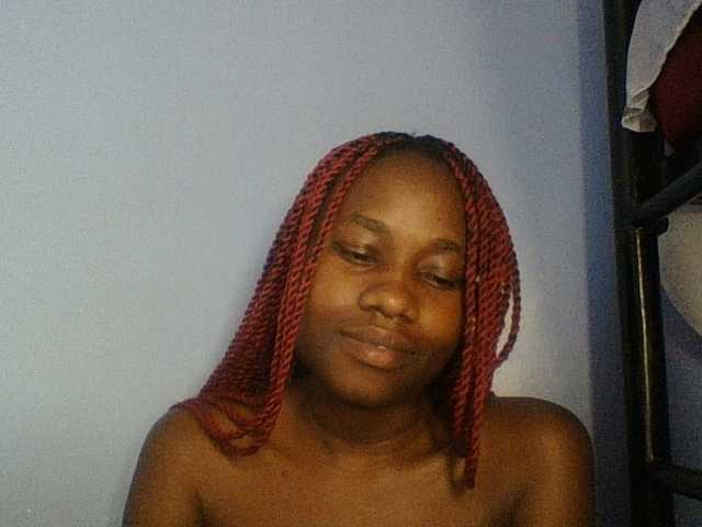 Cute-dall live cam on BongaCams