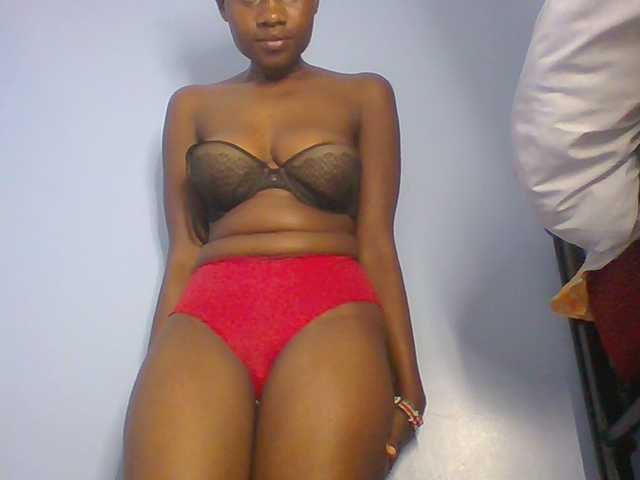 Cute-dall live cam on BongaCams