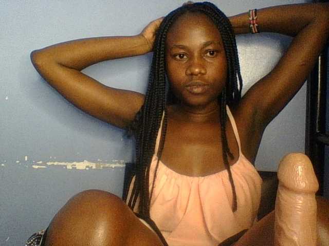Cute-dall live cam on BongaCams