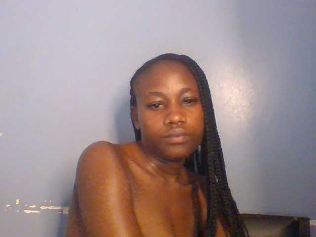 Cute-dall live cam on BongaCams