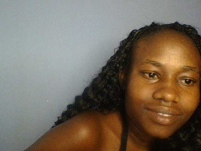 Cute-dall live cam on BongaCams