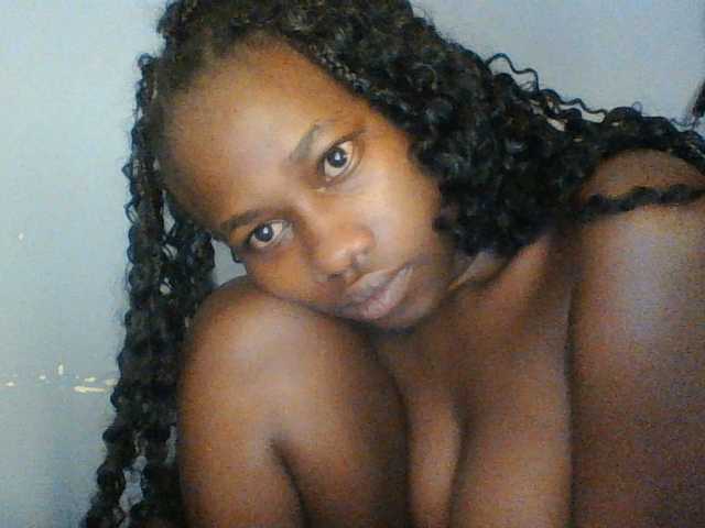 Cute-dall live cam preview