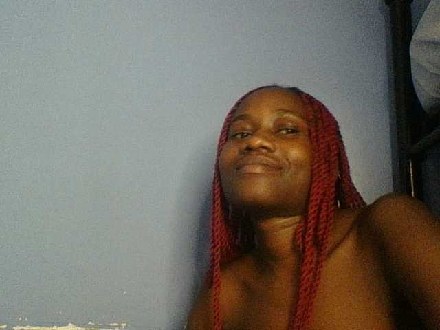 Cute-dall live cam on BongaCams
