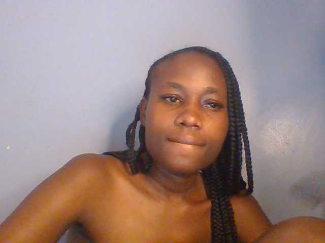 Cute-dall live cam on BongaCams