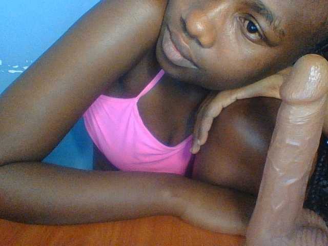 Cute-dall live cam on BongaCams