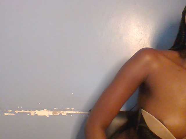 Cute-dall live cam on BongaCams