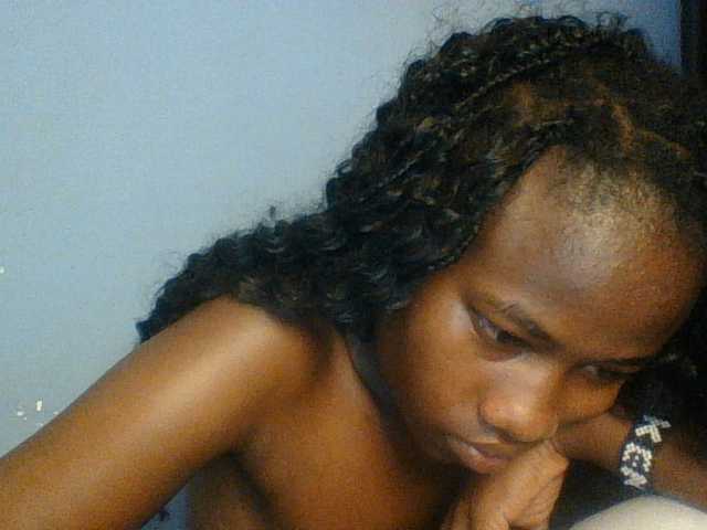 Cute-dall live cam on BongaCams
