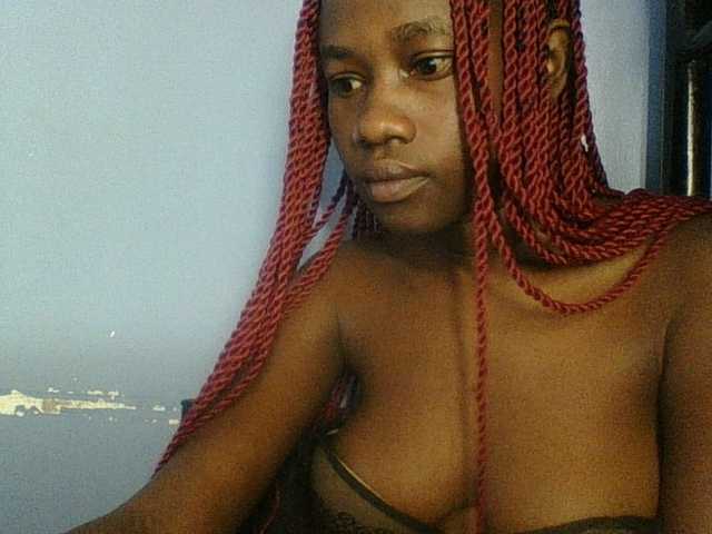 Cute-dall live cam on BongaCams