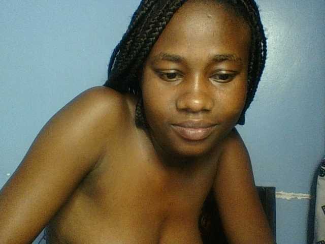 Cute-dall webcam bongacams model stream image