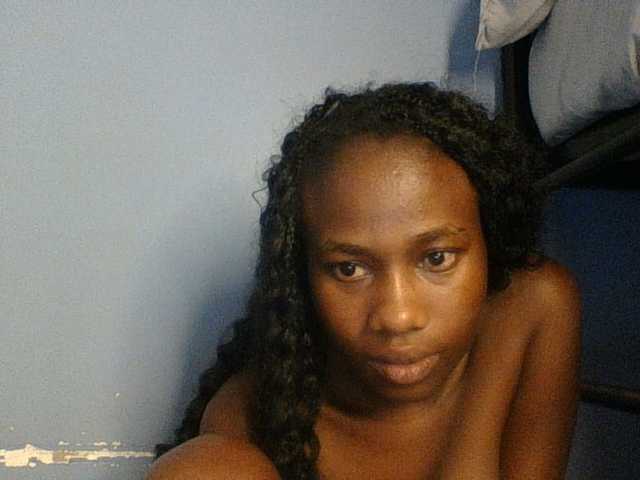 Cute-dall live cam on BongaCams