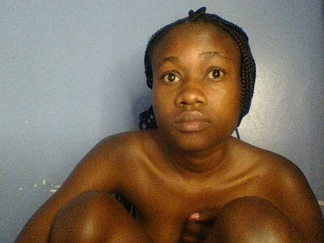 Cute-dall live cam on BongaCams