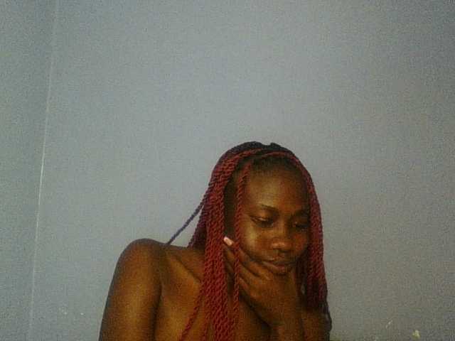 Cute-dall live cam on BongaCams