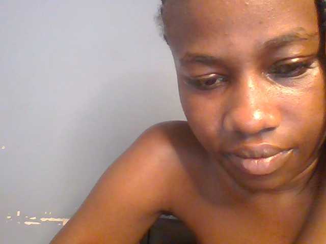 Cute-dall live cam on BongaCams