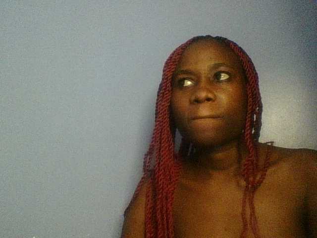 Cute-dall live cam on BongaCams