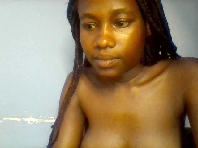 Cute-dall live cam on BongaCams