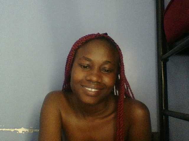 Cute-dall live cam on BongaCams