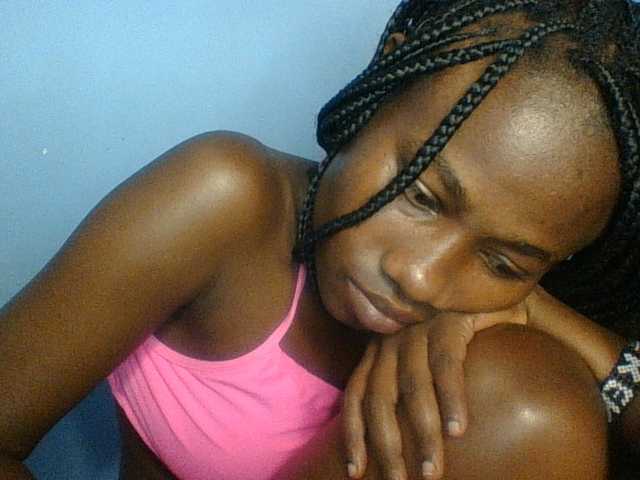 Cute-dall live cam on BongaCams
