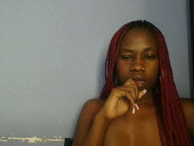 Cute-dall Cam en direct sur BongaCams