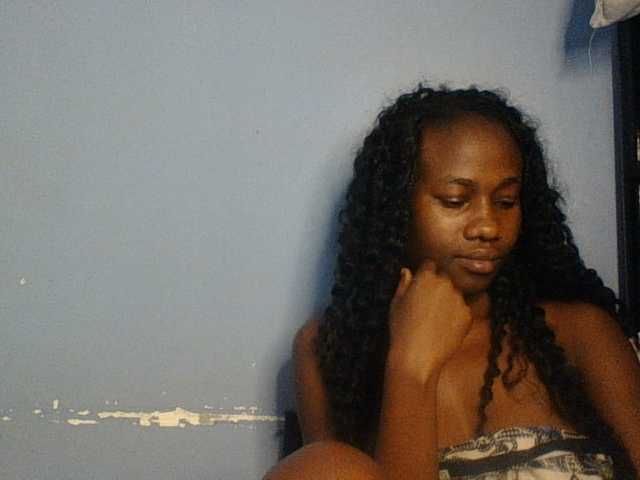 Cute-dall live cam on BongaCams