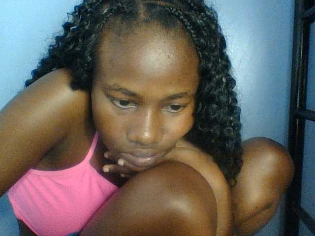 Cute-dall live cam on BongaCams