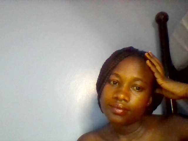 Cute-dall live cam on BongaCams