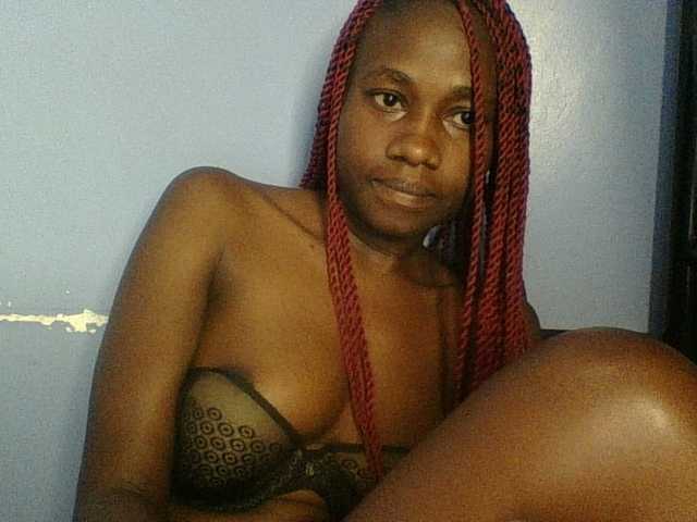 Cute-dall live cam on BongaCams